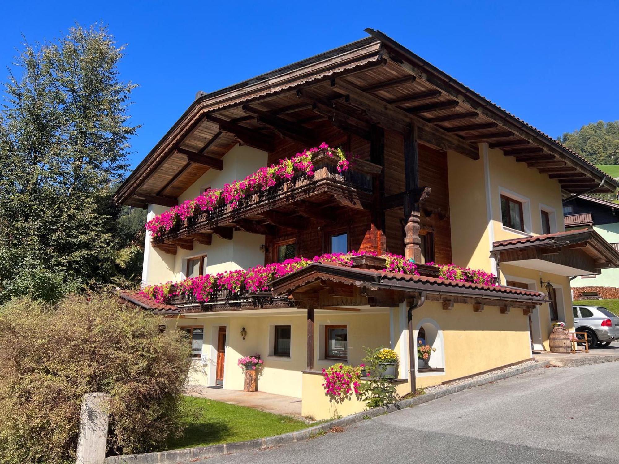 Ferienwohnung Platzhirsch Panorama View Balkon, Gartensauna, Garten, Grillplatz Stumm Esterno foto